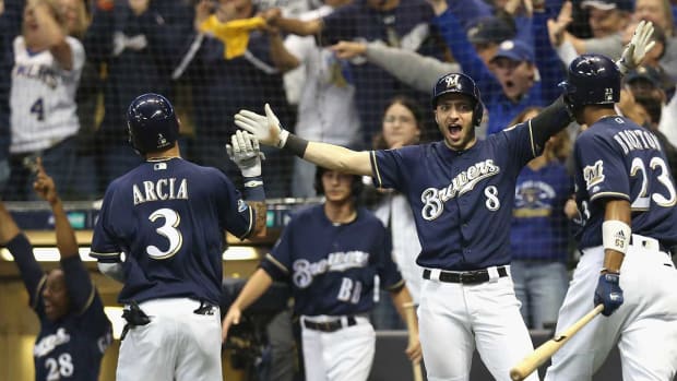 brewers-nlds-game-2.jpg